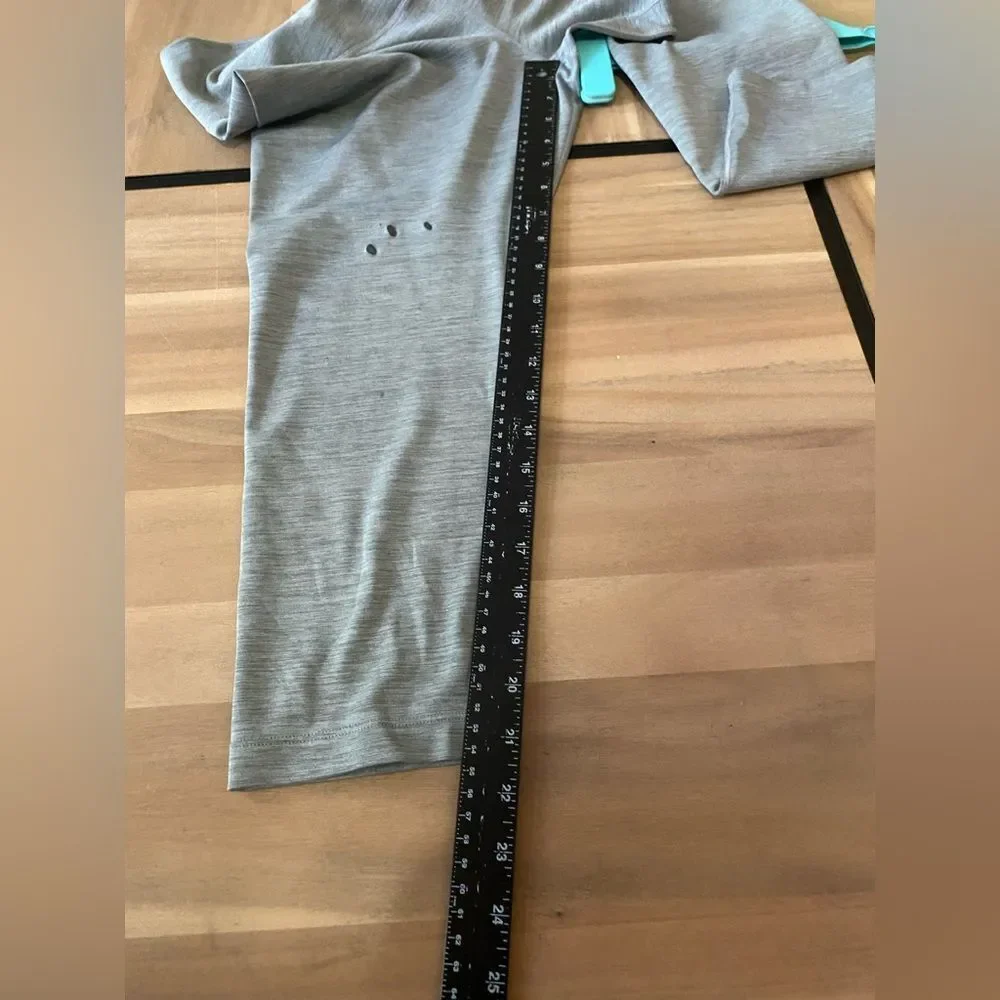 Grey‎ Nike leggings
